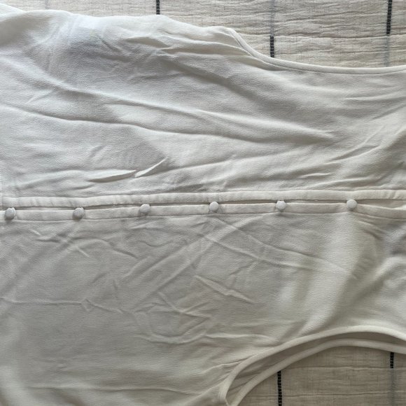 NWT Banana Republic White Shell Tanks XS Petite - Picture 2 of 2